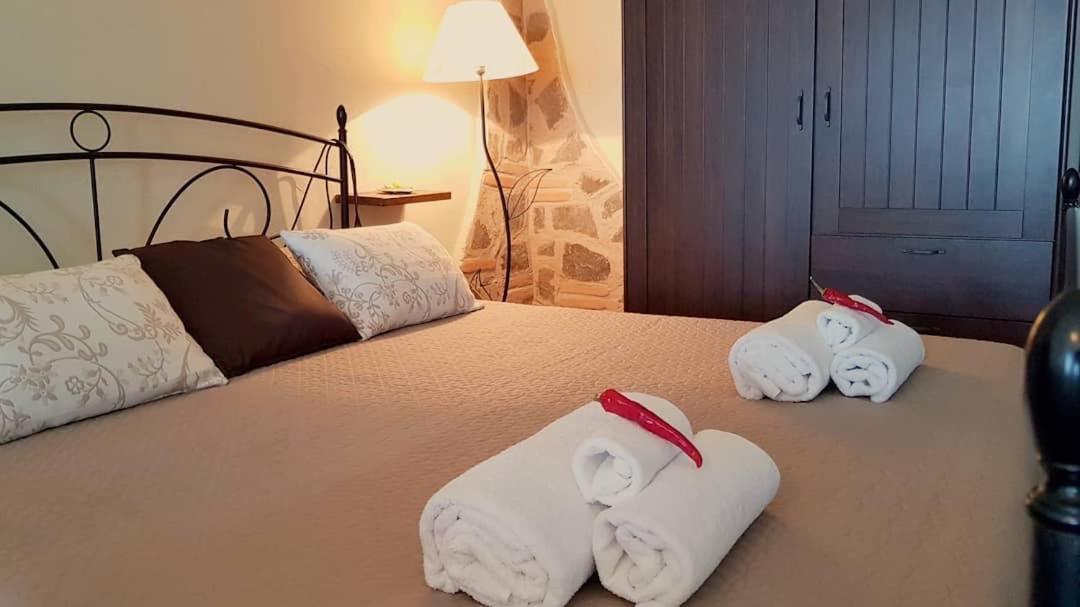 Perla Del Borgo Appartamenti Санта-Катерина-делло-Йоніо Екстер'єр фото