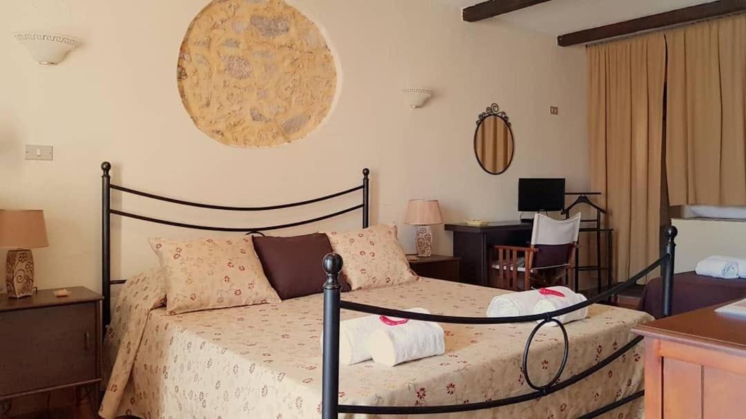 Perla Del Borgo Appartamenti Санта-Катерина-делло-Йоніо Екстер'єр фото